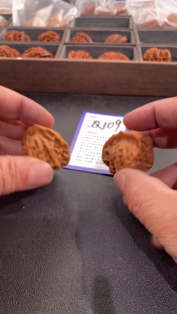 【闪购商品】文玩核桃吊坠38佛肚