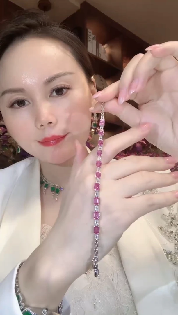手链彩色蓝宝石18K金镶嵌C95