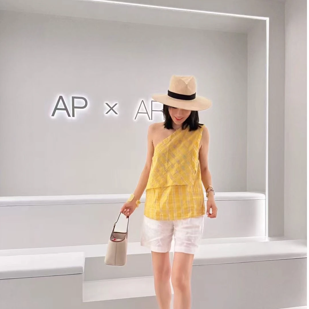 【深圳TY女装】黄色格纹露肩性感斜肩夏季休闲宽松型千金风上衣