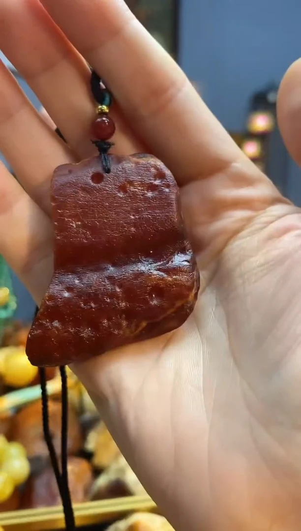 琥珀颈饰未镶嵌吊坠