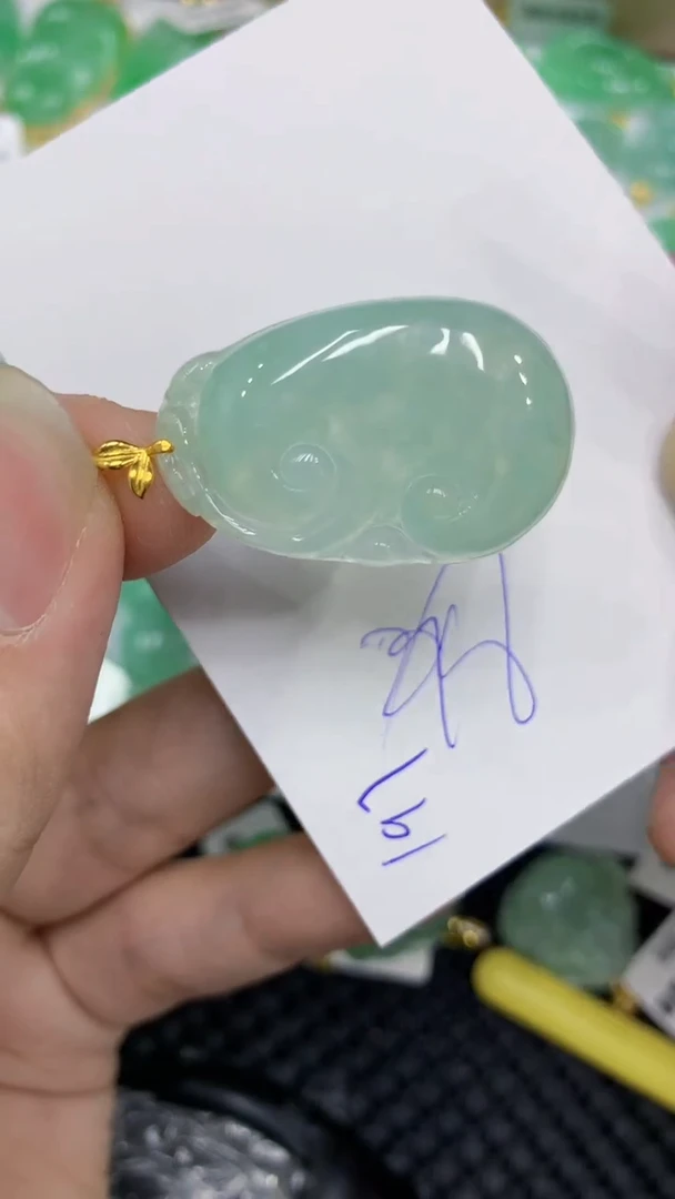 颈饰18K金镶嵌翡翠缅甸A货翡翠