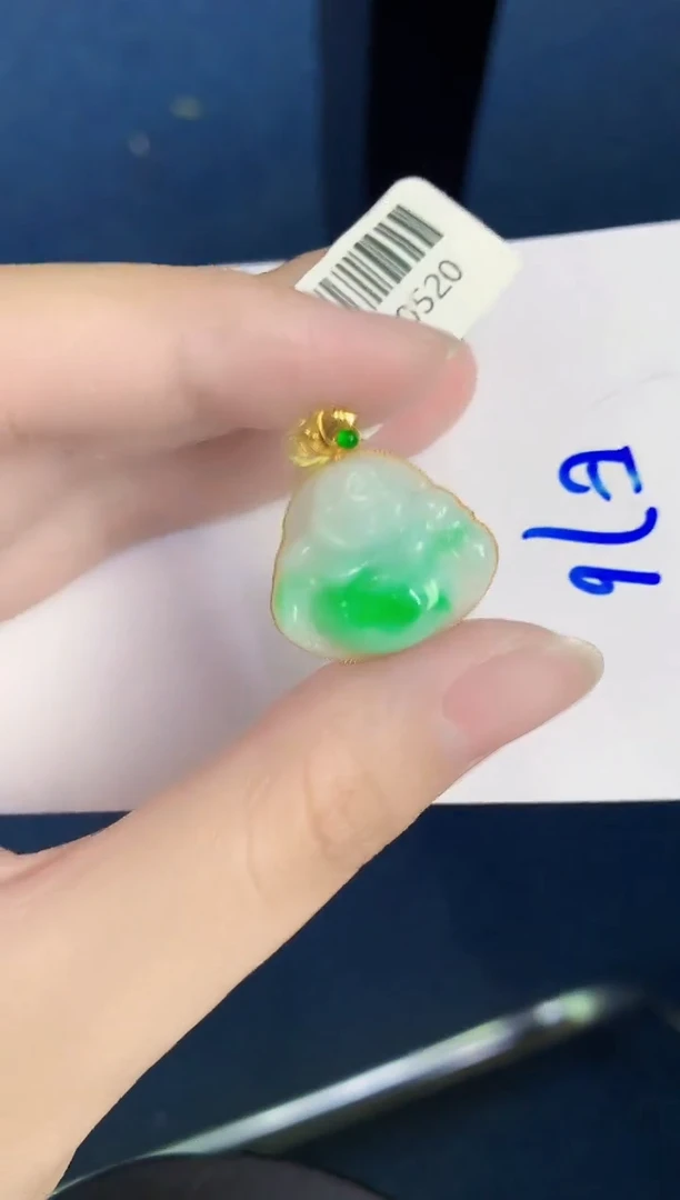 翡翠18K金镶嵌颈饰天然翡翠缅甸A货