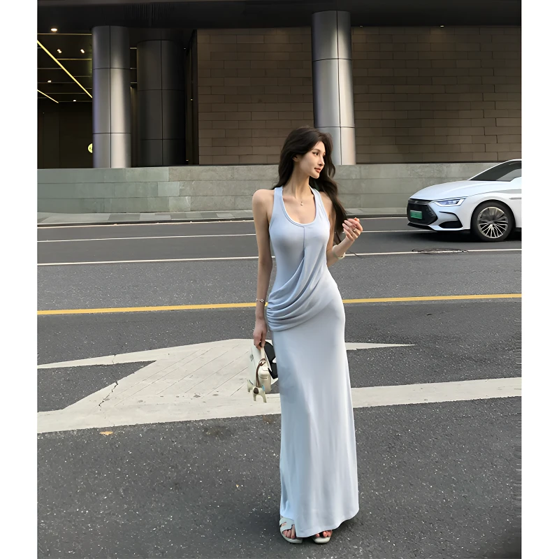 【郁蓝雪瓷】显瘦褶皱吊带连衣裙女夏季法式无袖高级感收腰修身长裙