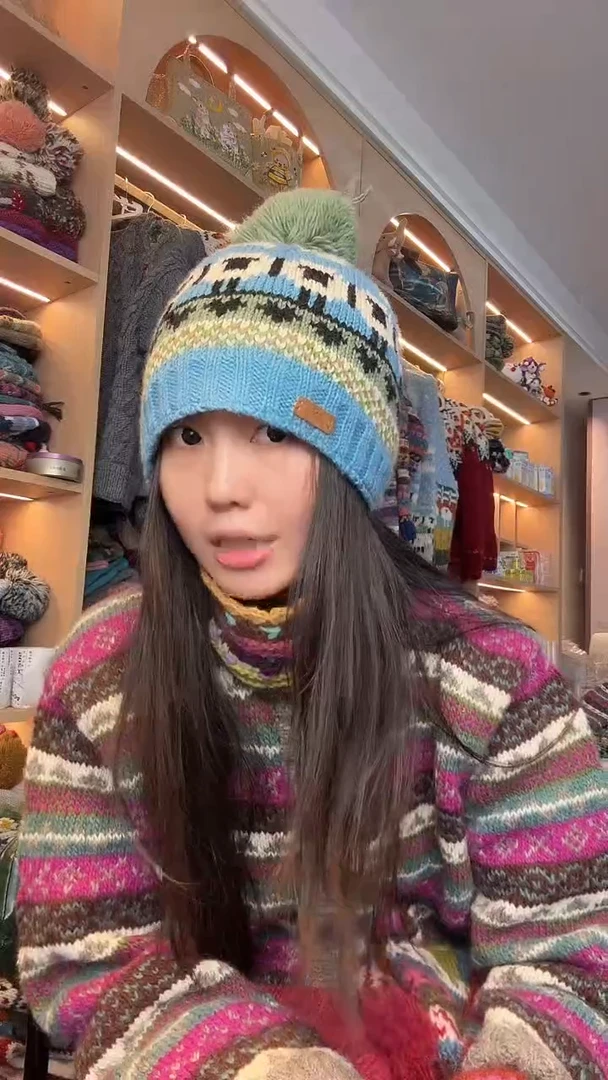 绵羊毛蓝色小羊单球帽