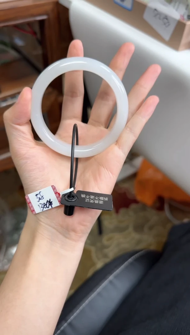 未镶嵌手镯和田玉58