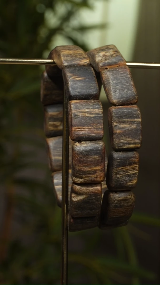 沉香碎屑沉香沉香方牌子手串发其一