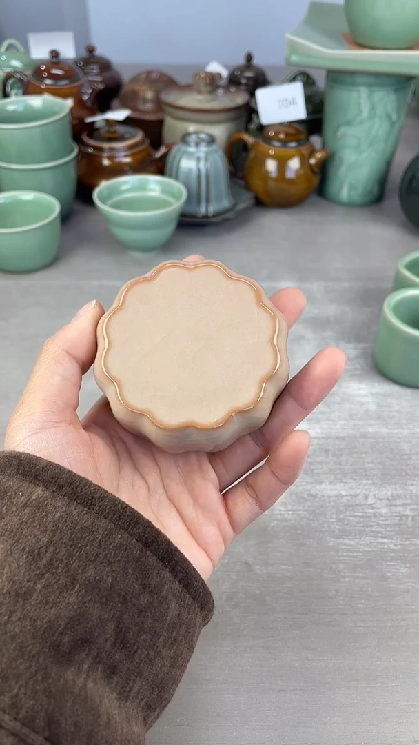 青瓷仓储清仓福利