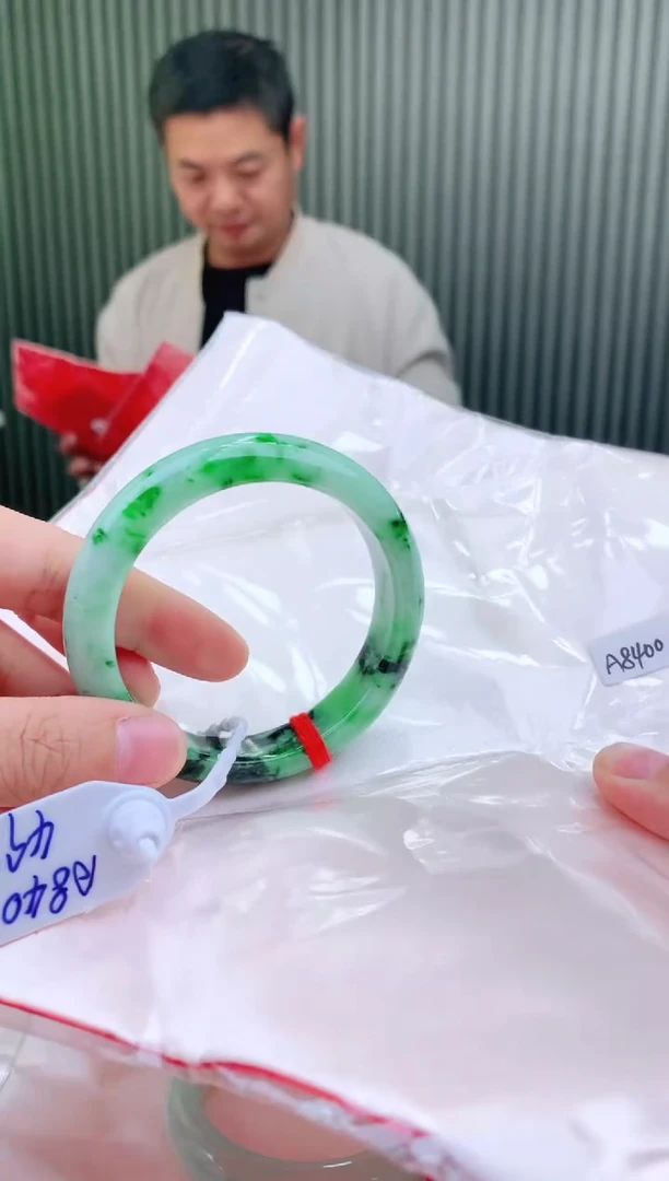 未镶嵌手镯翡翠江*54+