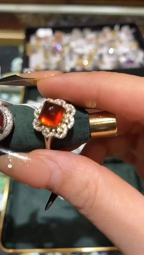 琉璃铜合金楚楚珠宝中古甄选不退换