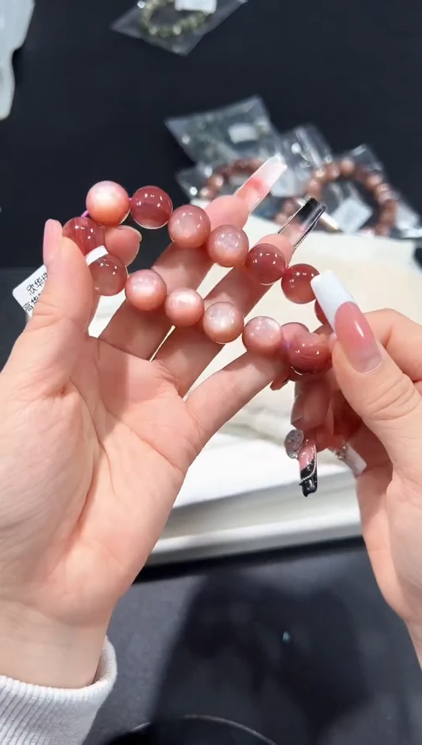 无无83e多样性发其一【1条】默认微瑕