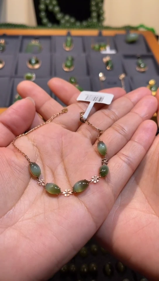 【闪购商品】和田玉碧玉猫眼手链18K金镶嵌多样性发一