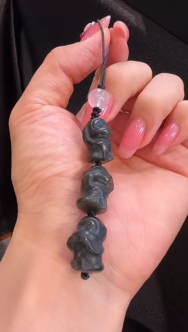 【闪购商品】和田玉挂件未镶嵌手机