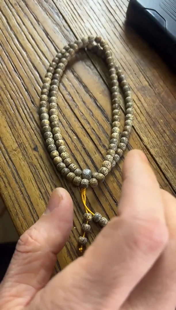 无非金属6x5mm  小金点长串  加y三通