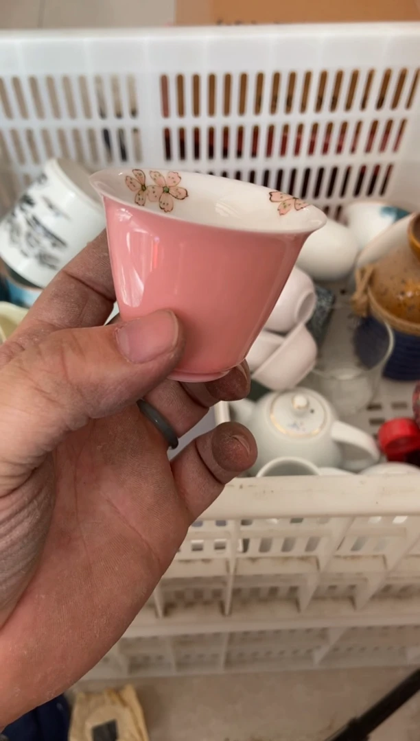 杯无运费险有瑕疵的摄影的产品有使用过的痕迹有点脏介意勿拍