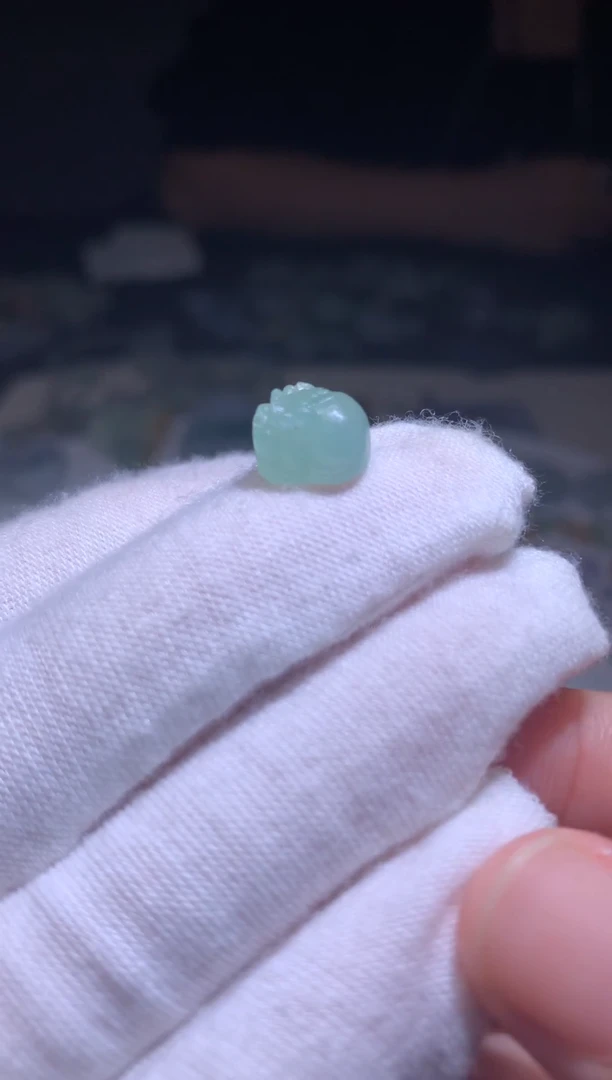 未镶嵌定制翡翠一***?毛货