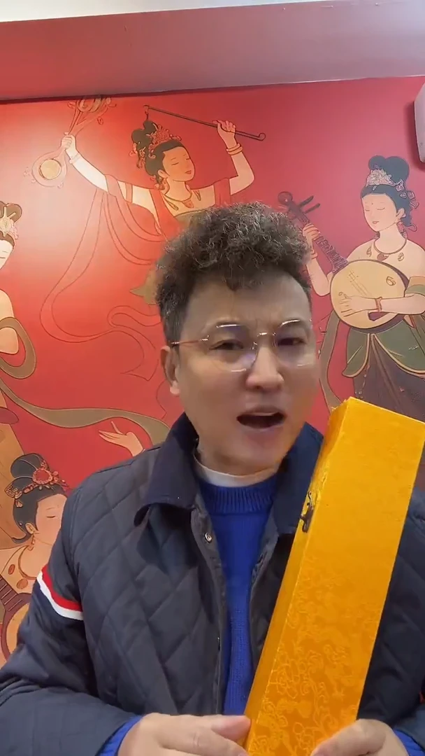 国画张巨富 带锦盒  雪景山水6尺横版