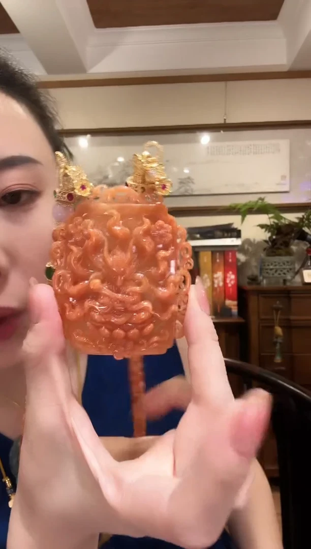 翡翠未镶嵌颈饰国风