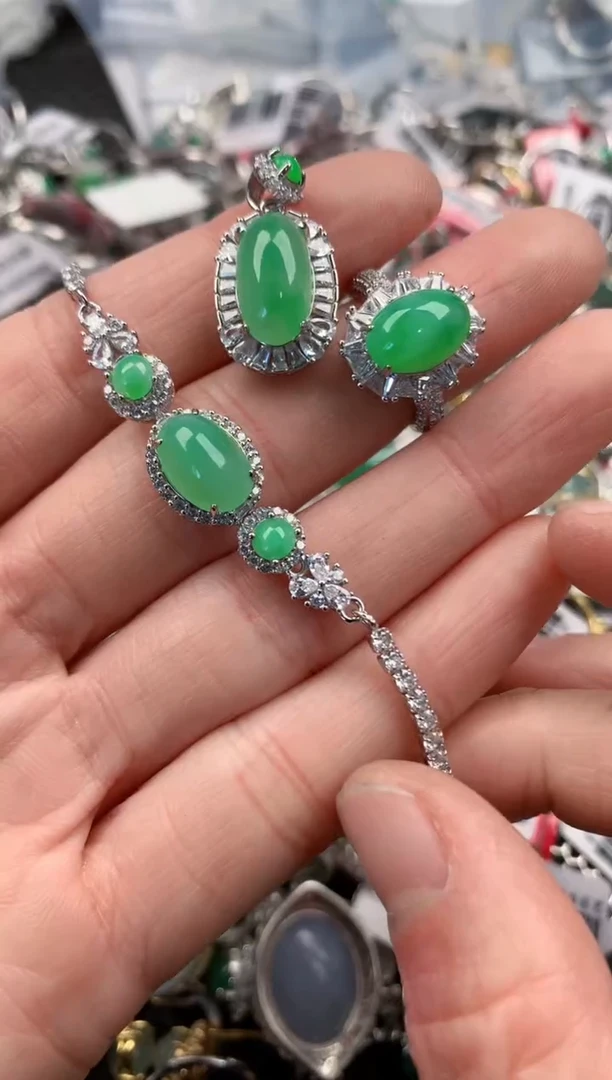 银S925镶嵌戒指翡翠3         9