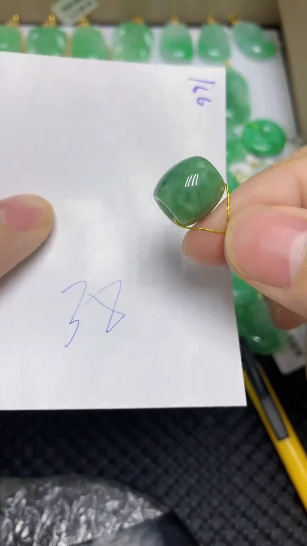 颈饰未镶嵌翡翠翡翠1111111111