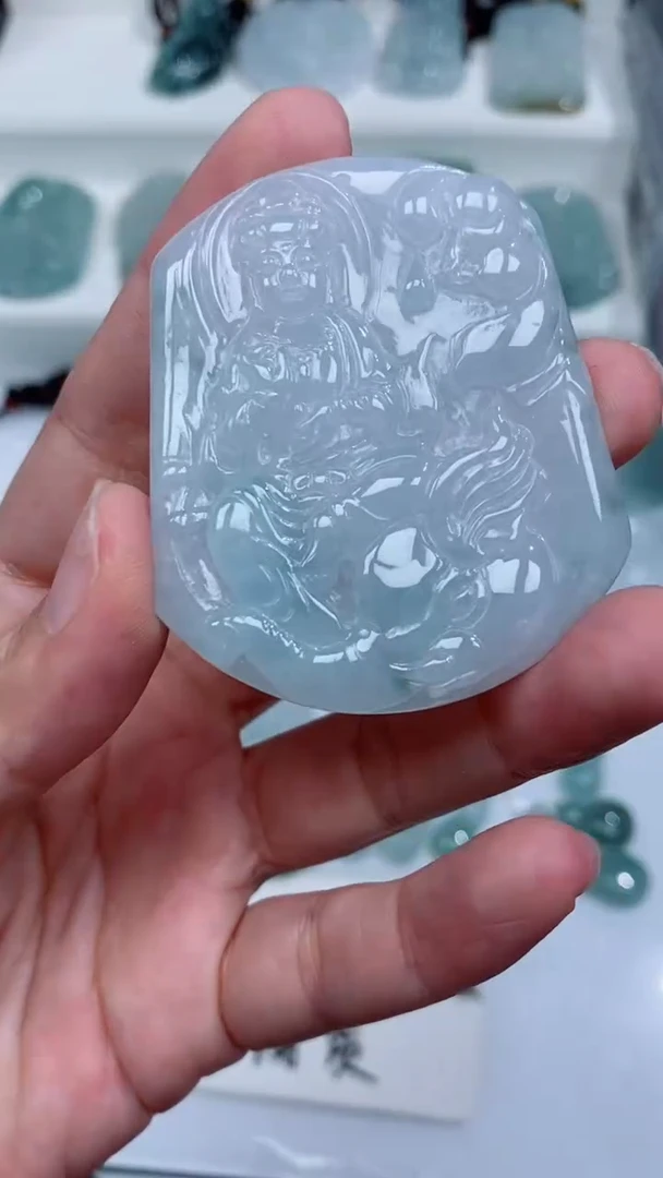 颈饰未镶嵌翡翠吊坠