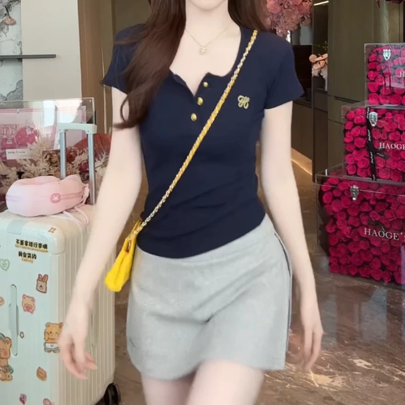 2025春夏新款设计感气质休闲T恤+百搭显瘦裤裙LK2503140