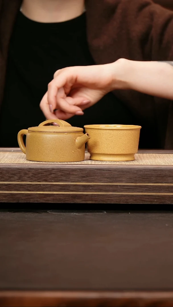茶壶紫砂黄金段 汉瓦150cc+宽口杯