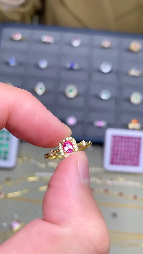 银S925镶嵌戒指尖晶石戒指