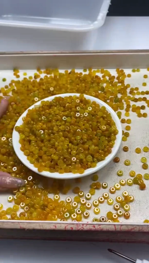 【闪购商品】翡翠颈饰未镶嵌w1491黄翡算盘6*3mm*30颗