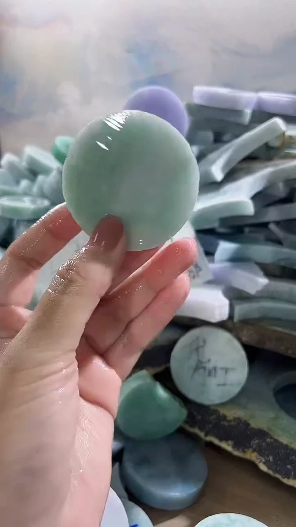 颈饰未镶嵌翡翠翡翠缅甸翡翠A货钟84