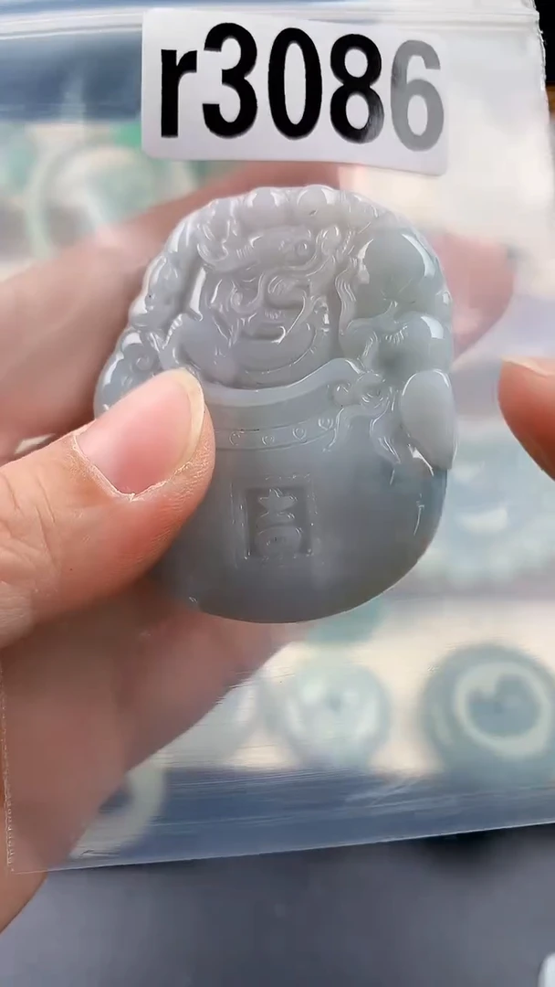 颈饰未镶嵌翡翠颈饰未镶嵌缅甸天然翡翠吊坠