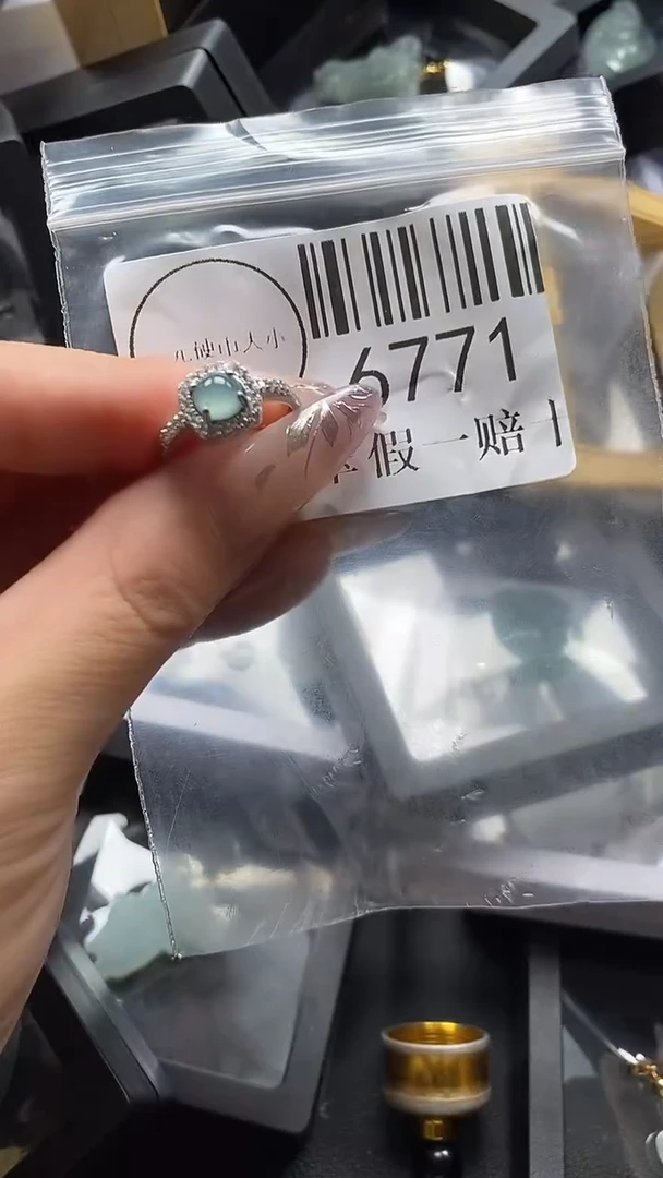 吊坠(不含链)未镶嵌翡翠6771