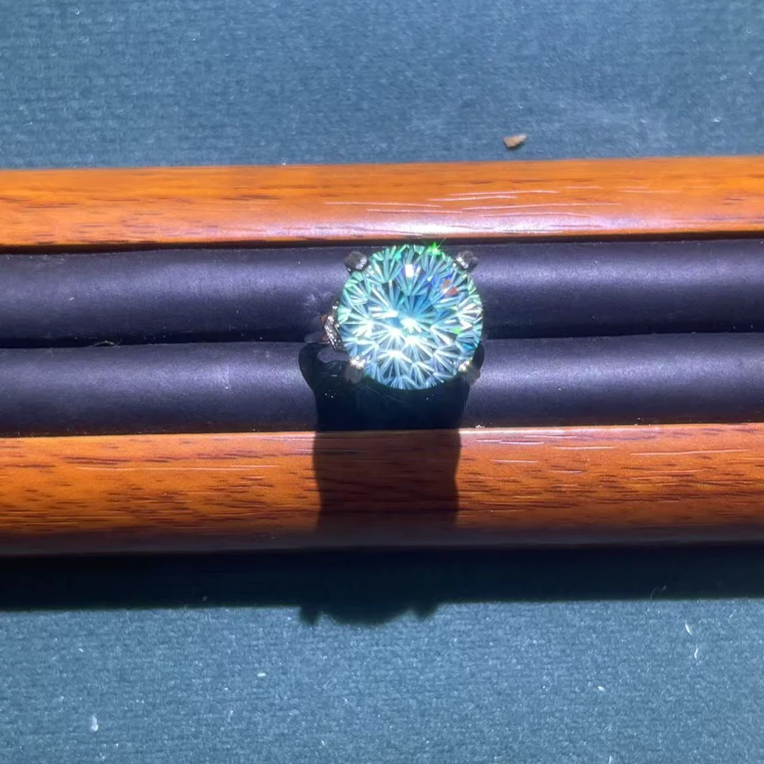 s8511白托绿镶开口戒指多样性发货