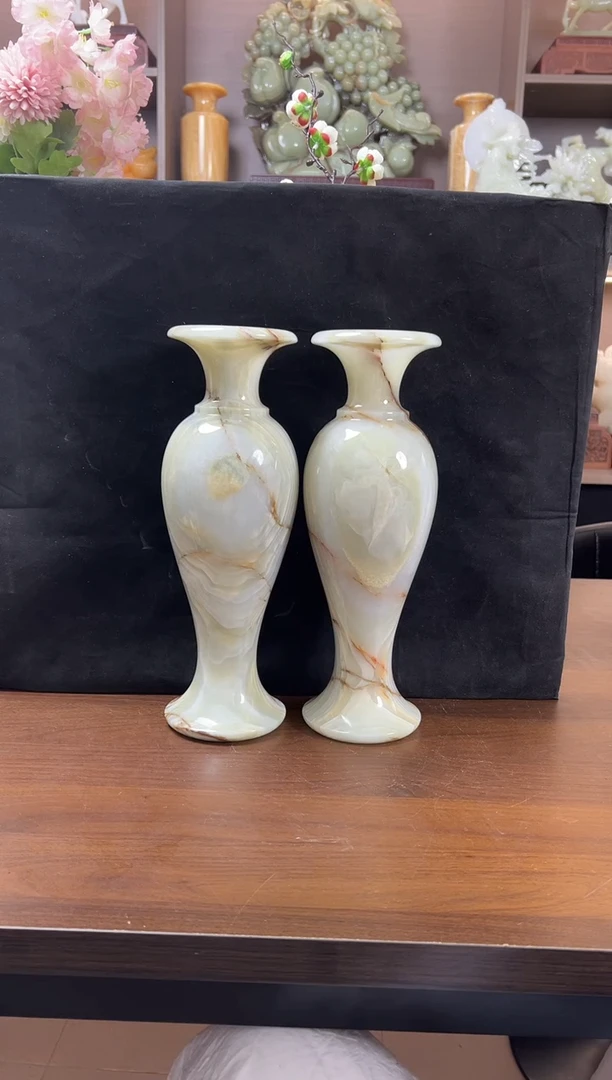 玉30厘米古青花瓶