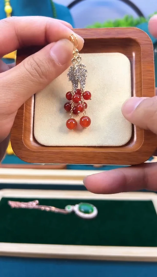 南红玛瑙14K金镶嵌耳饰E18