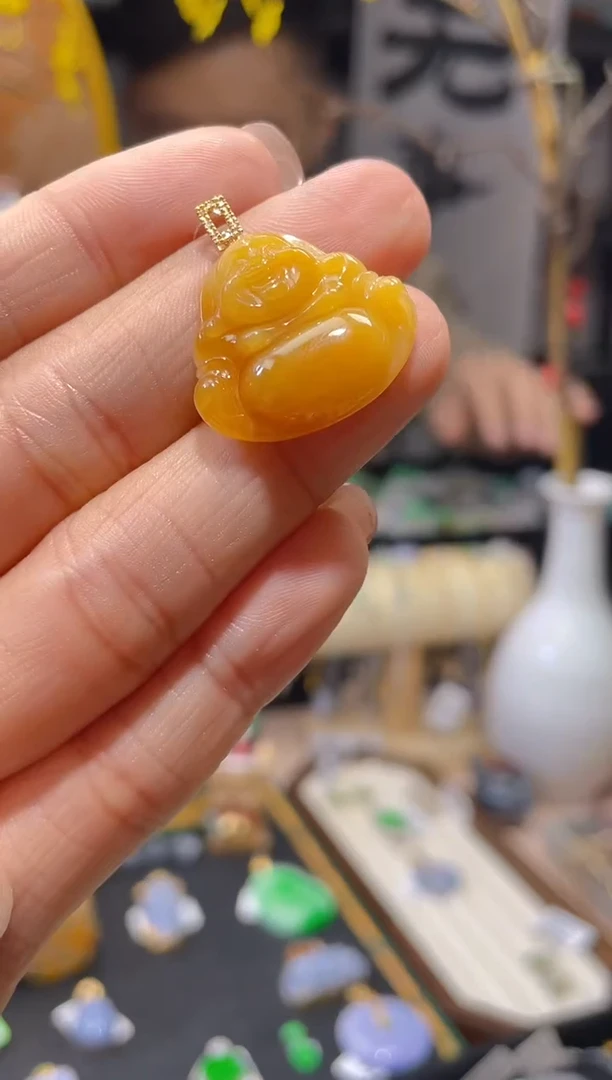 【闪购商品】翡翠颈饰18K金镶嵌假一赔三