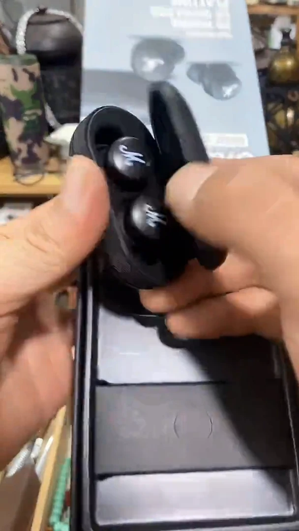 瓷片闪购商品  如图所示