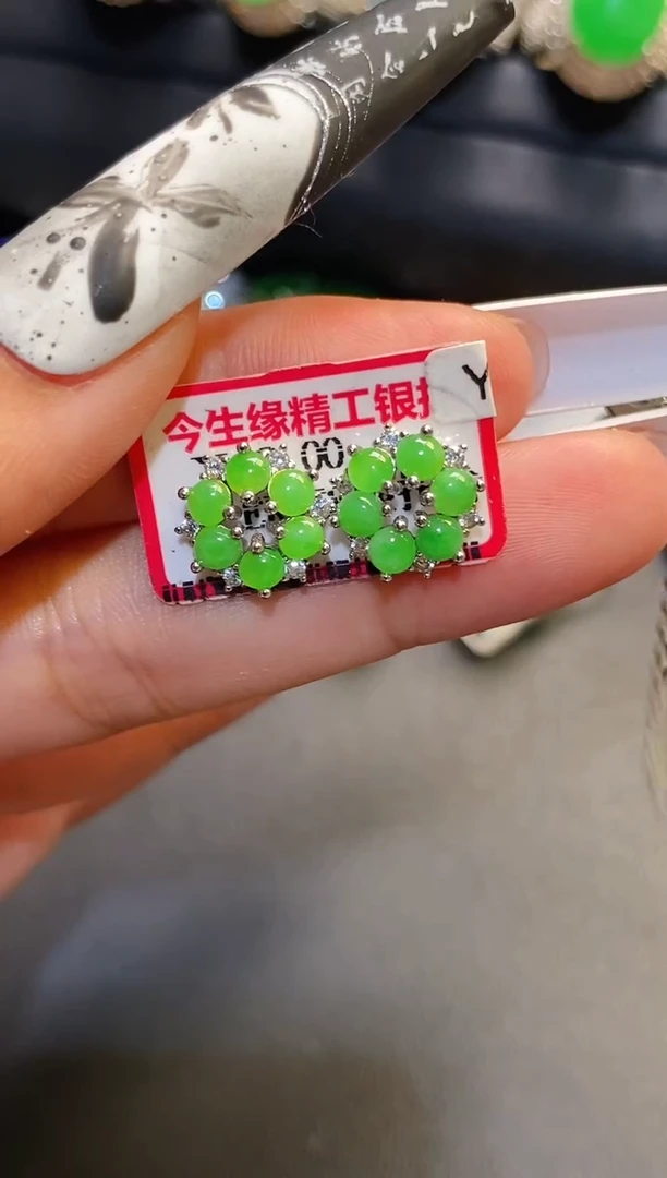 银S925镶嵌翡翠耳饰天然