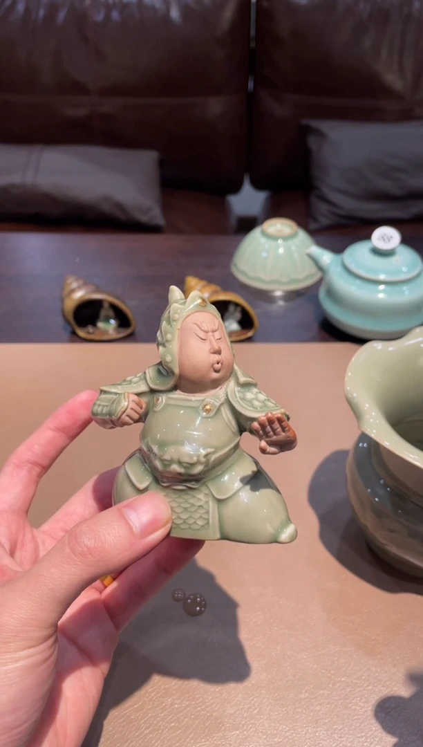 阿*窑承青瓷岳云香插