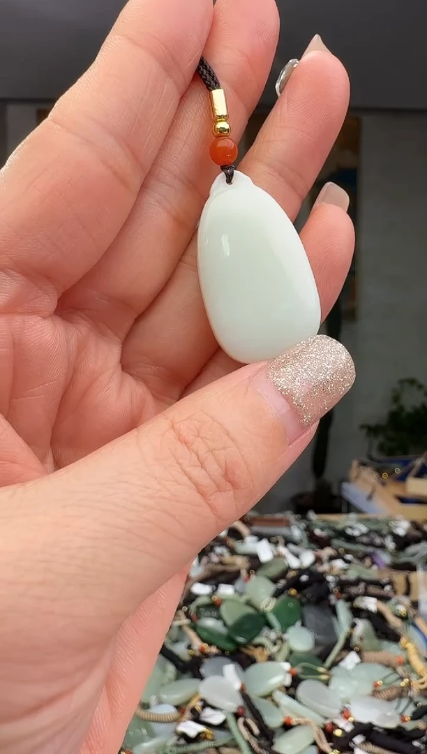 颈饰未镶嵌和田玉拍一发一多样性发货