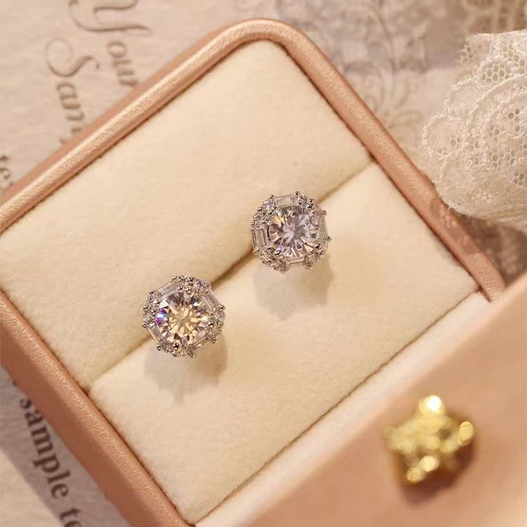 【南非库里南】NFKLN  四爪方包耳钉 021