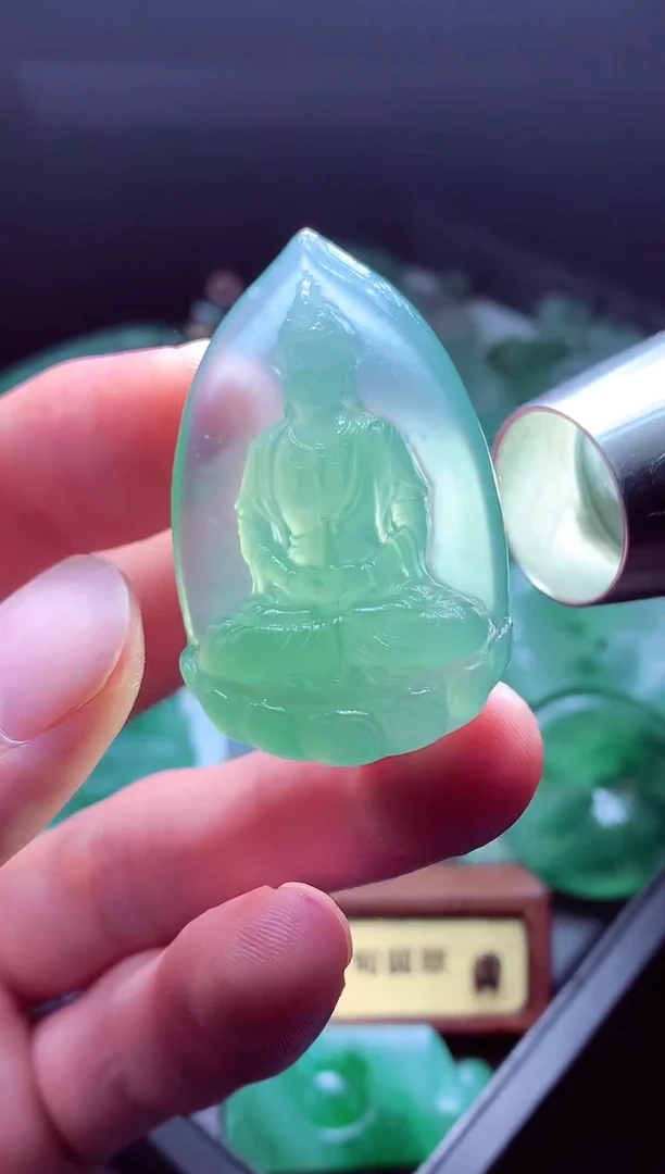 未镶嵌定制翡翠小**?毛货翡翠定制