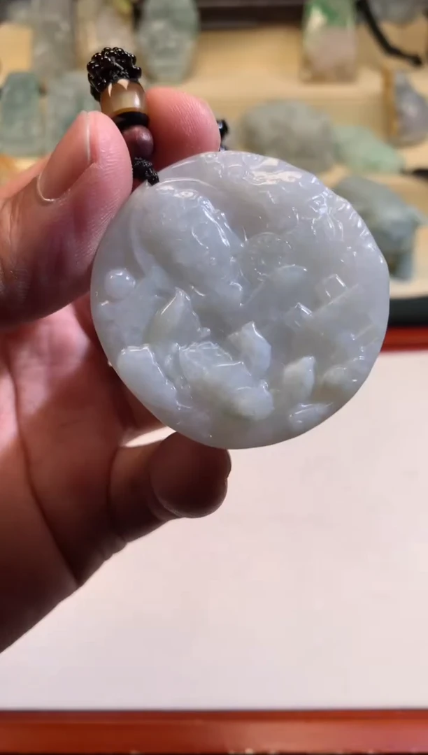 翡翠未镶嵌颈饰6/09/194