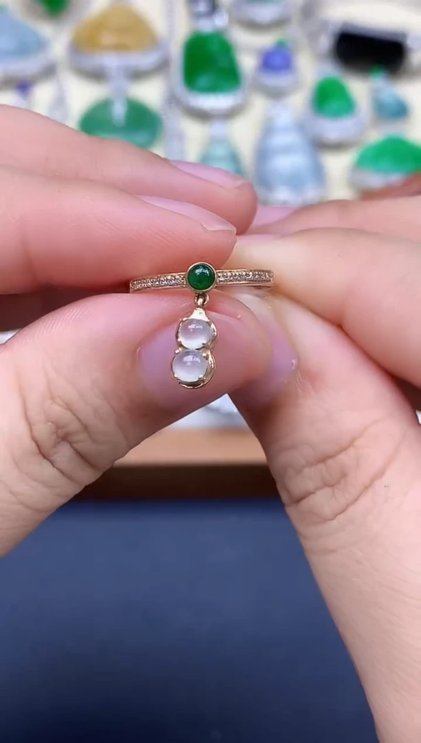 18K金镶嵌戒指翡翠115-中国好珍宝