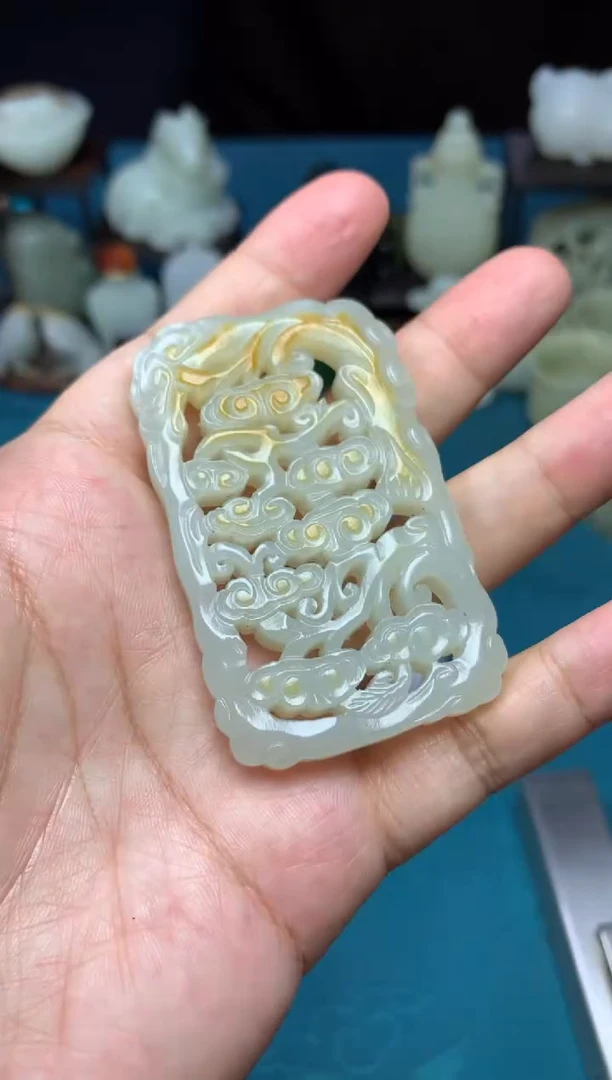 颈饰未镶嵌和田玉1