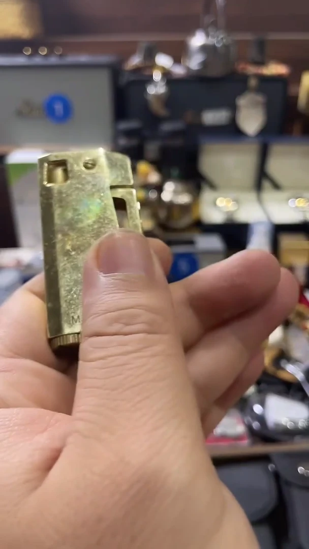 瓷片闪购商品 如图所示