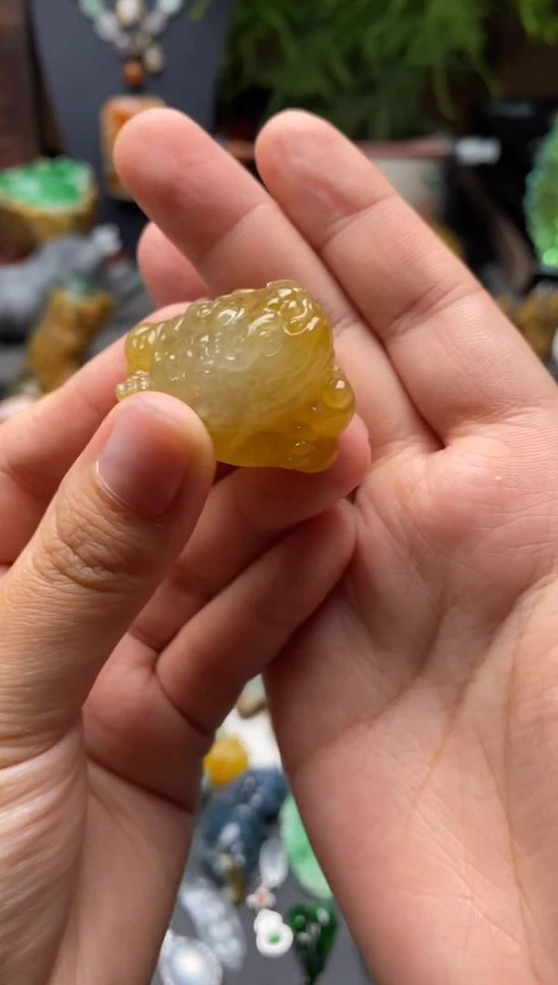 吊坠(赠链)未镶嵌翡翠金蟾