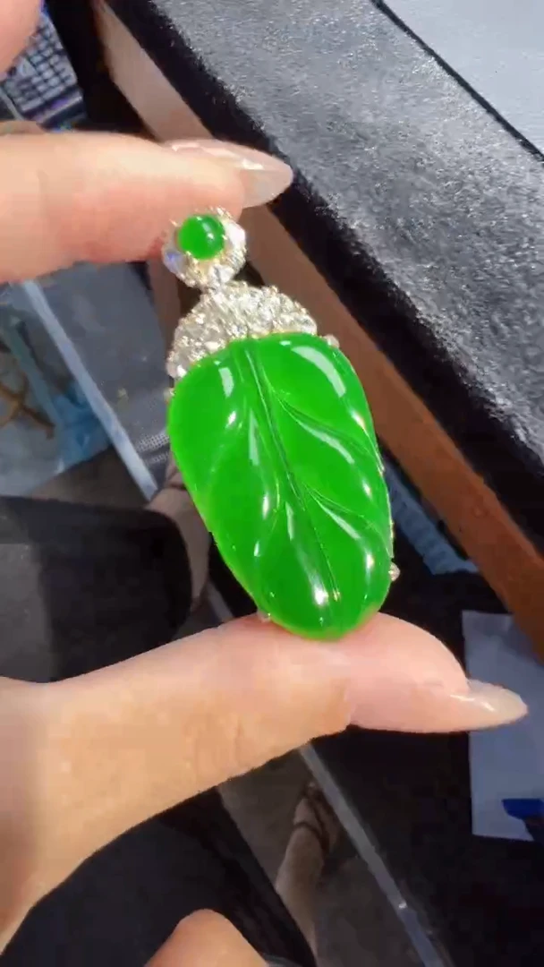 定制翡翠未镶嵌叶子1