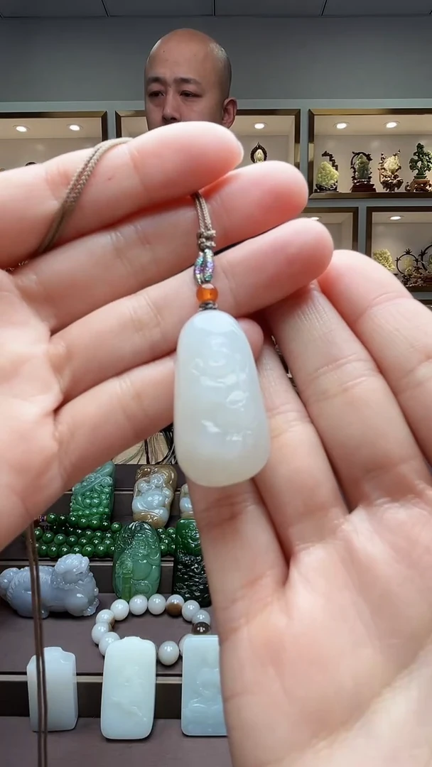 【闪购商品】和田玉挂件未镶嵌苏