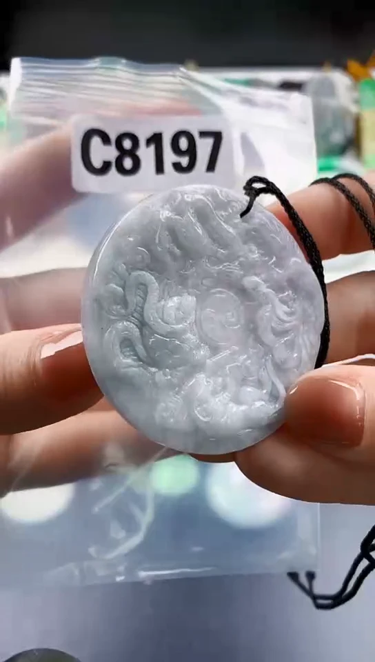 翡翠未镶嵌颈饰天然翡翠吊坠挂件