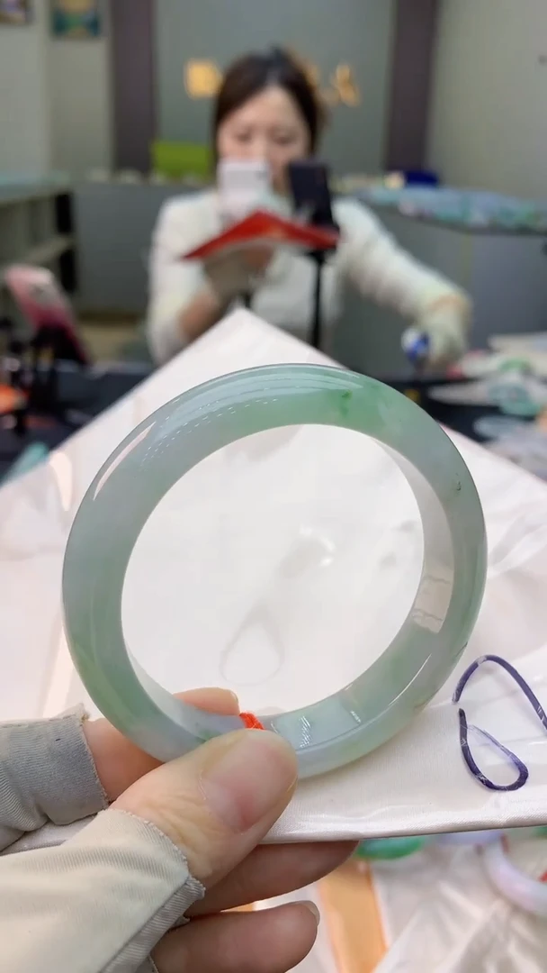 未镶嵌手镯翡翠0098204371